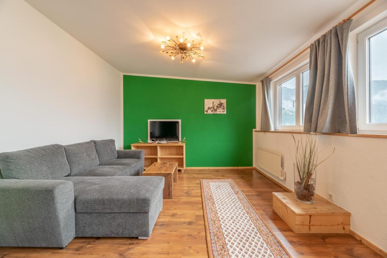 Anblick Appartement With Lake View Цел ам Зее Екстериор снимка
